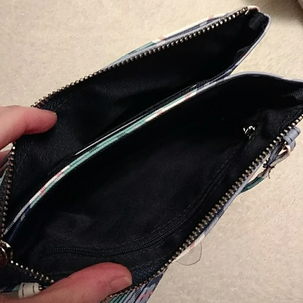 Plaid RFID-Blocking Crossbody Wallet